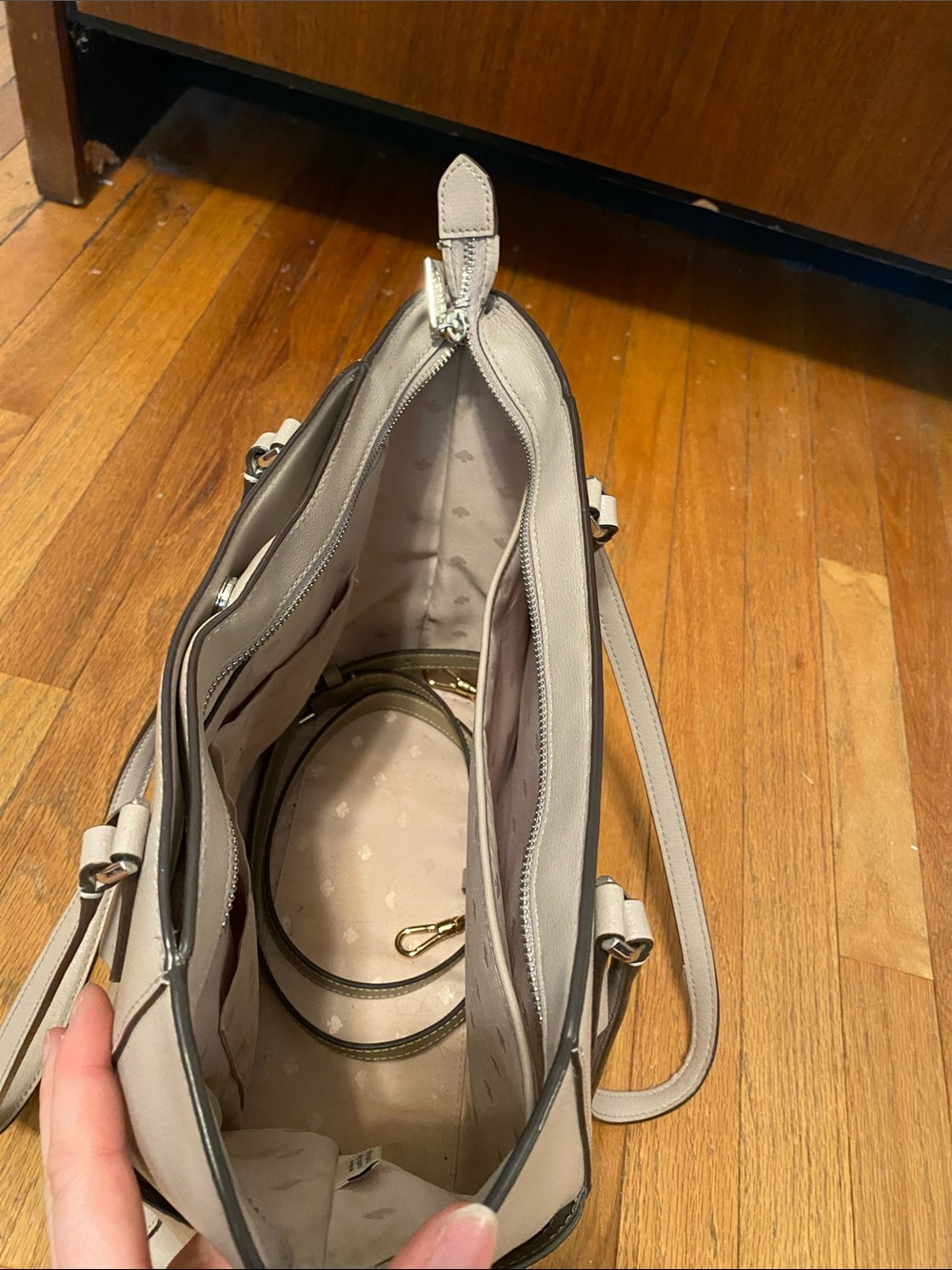 kate spade leather tote in light beige - Picture 5 of 5
